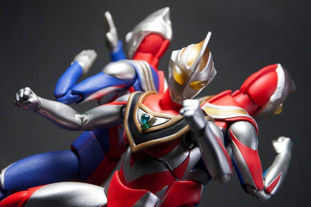 ultraman dyna toy